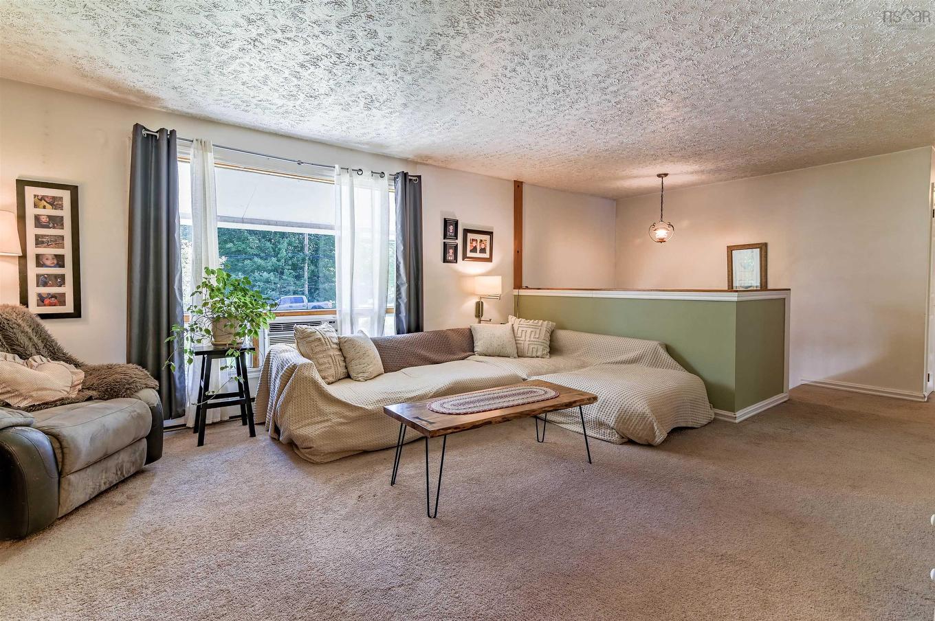 1353 Pinecrest Drive, Coldbrook, NS