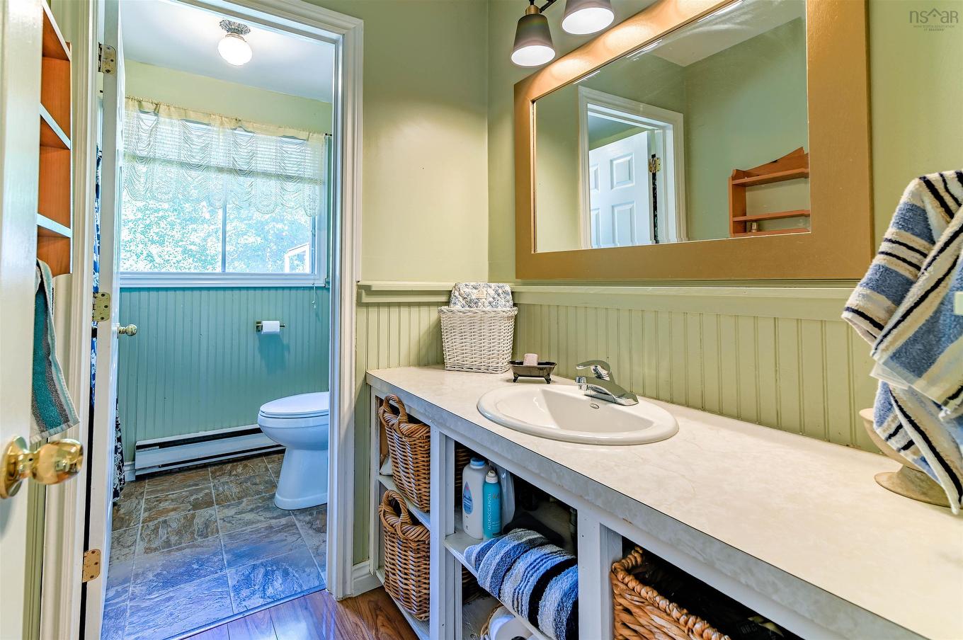 1353 Pinecrest Drive, Coldbrook, NS