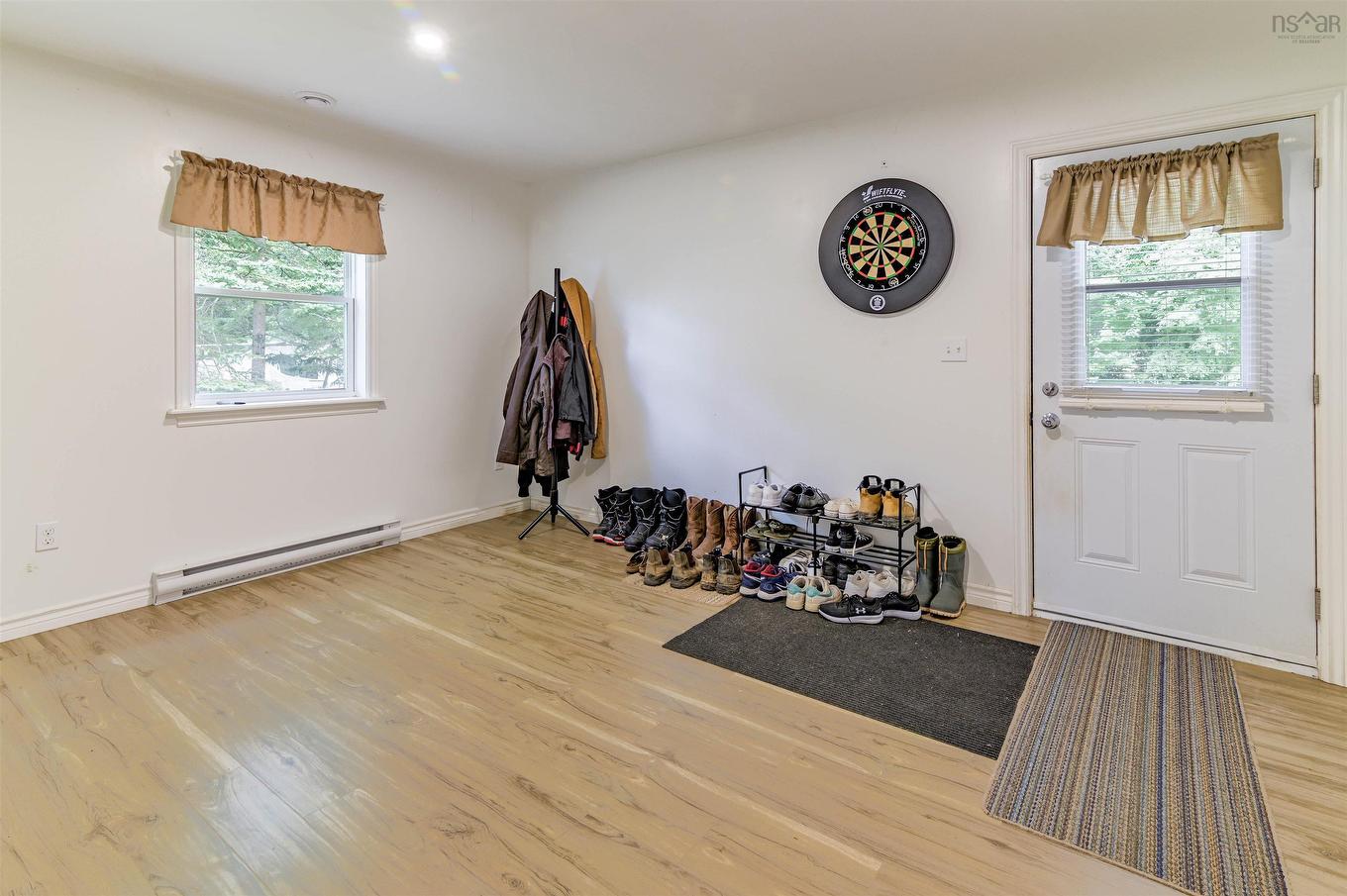 1353 Pinecrest Drive, Coldbrook, NS