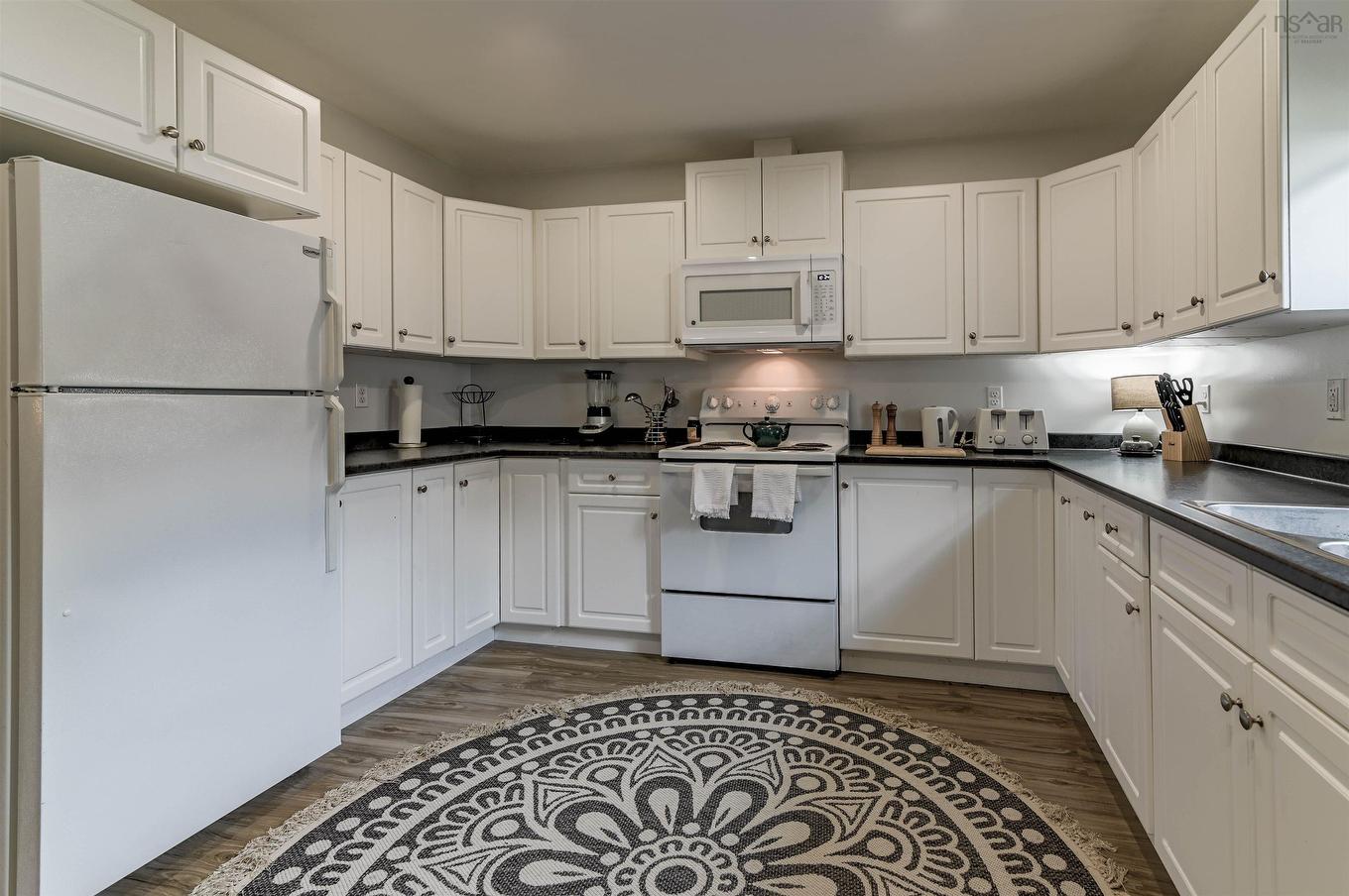 1353 Pinecrest Drive, Coldbrook, NS