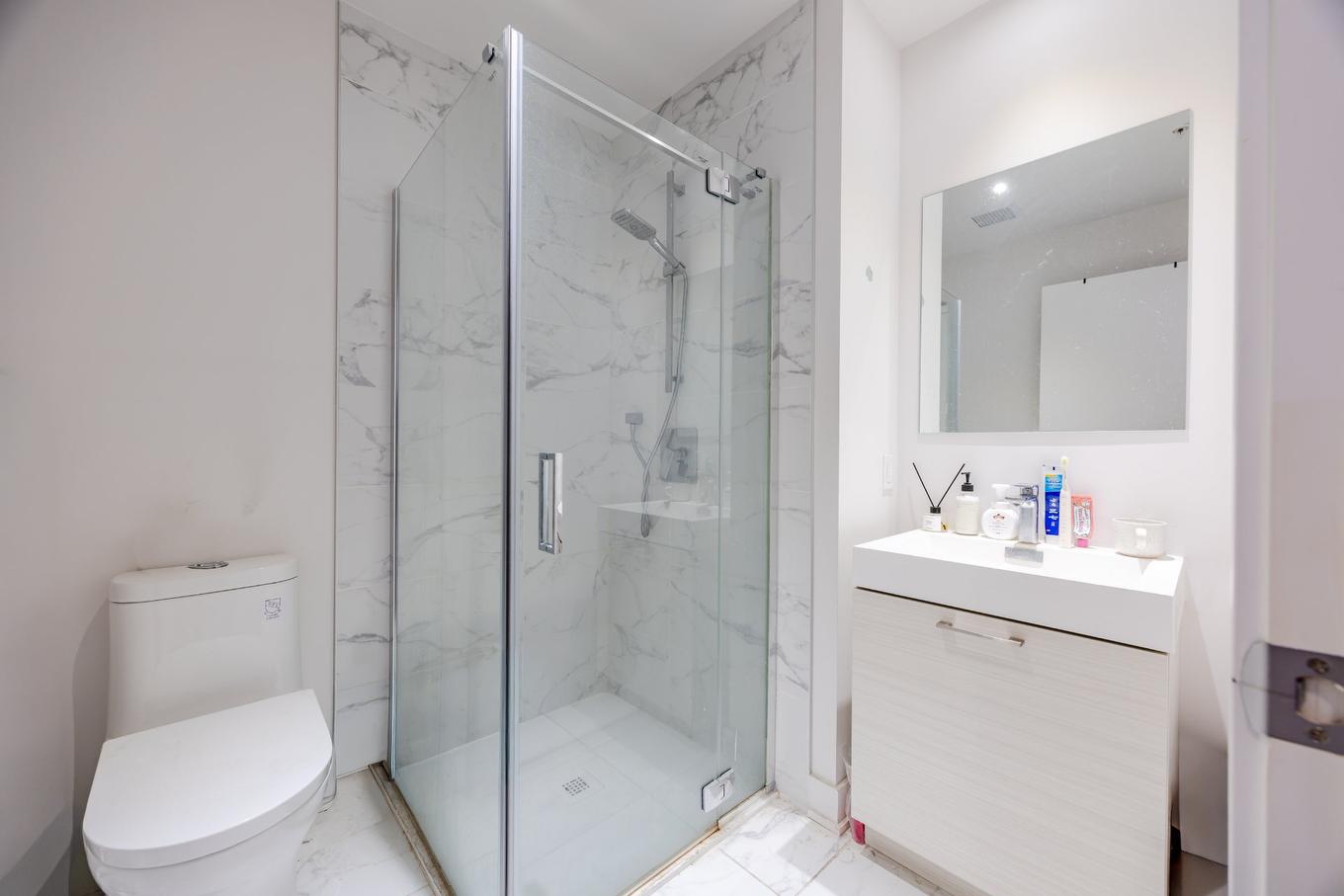 Bathroom - 712C-1400 Rue Ottawa, Montréal (Le Sud-Ouest), QC - Indoor Photo Showing Bathroom