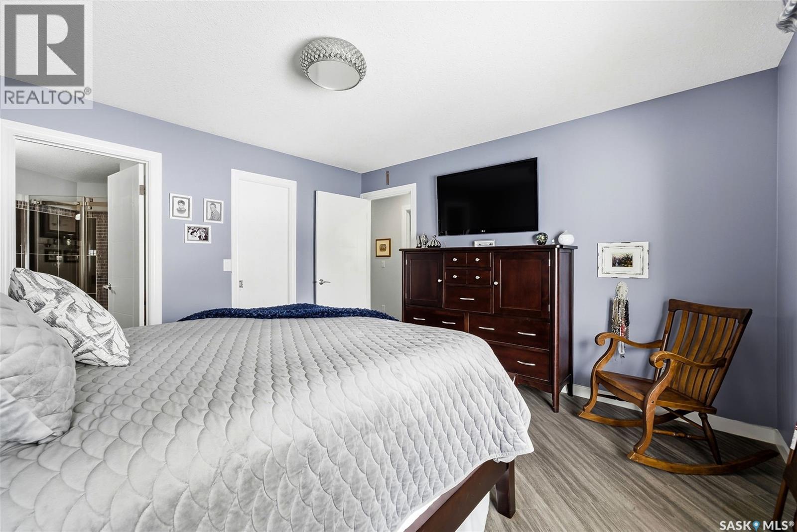 52 Kensington Crescent, Regina, SK - Indoor Photo Showing Bedroom