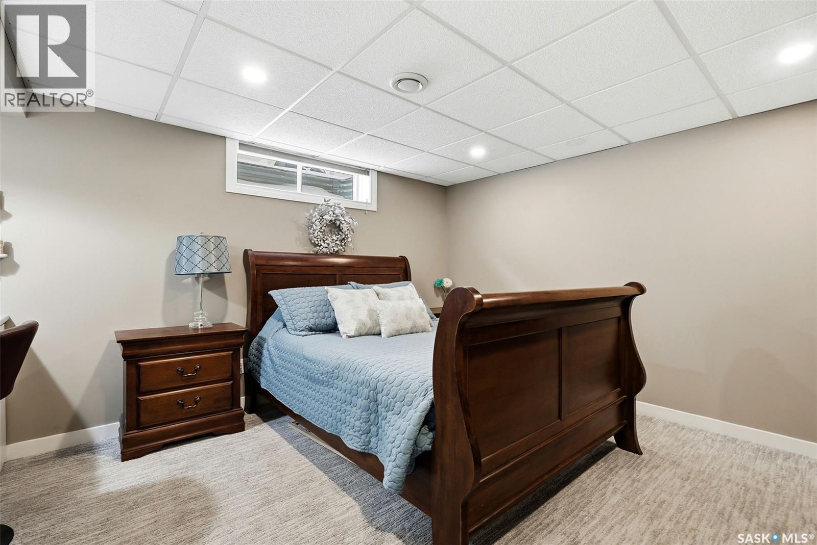 52 Kensington Crescent, Regina, SK - Indoor Photo Showing Bedroom