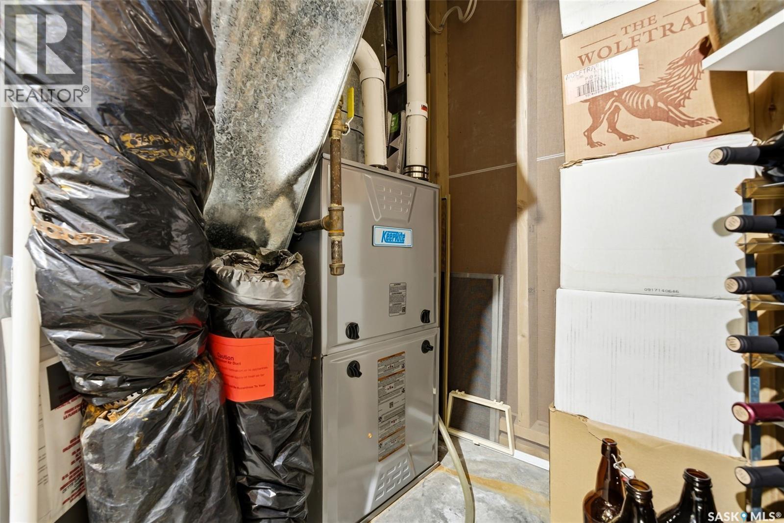 52 Kensington Crescent, Regina, SK - Indoor Photo Showing Basement