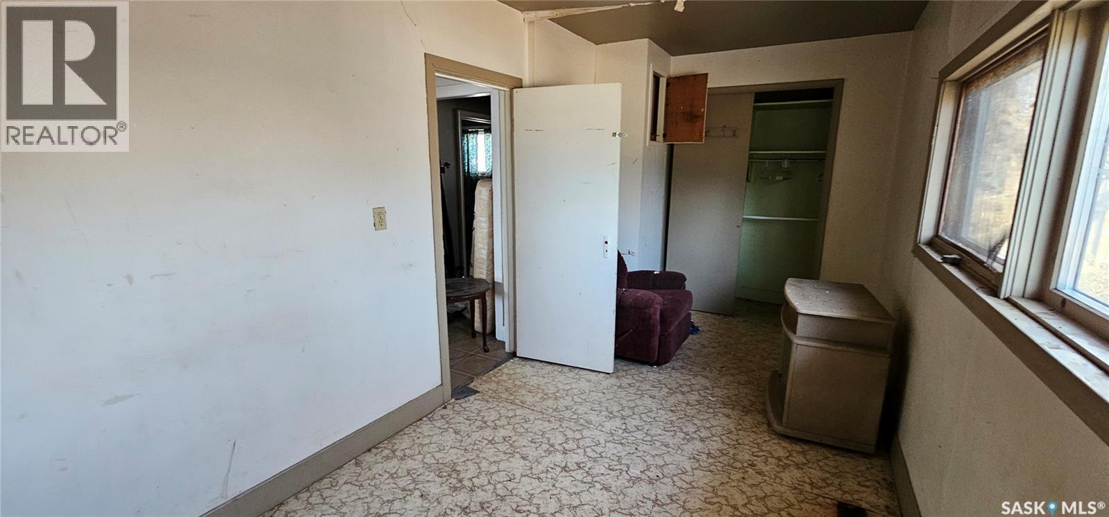 102 3Rd Avenue E, Kelvington, SK - Indoor Photo Showing Other Room