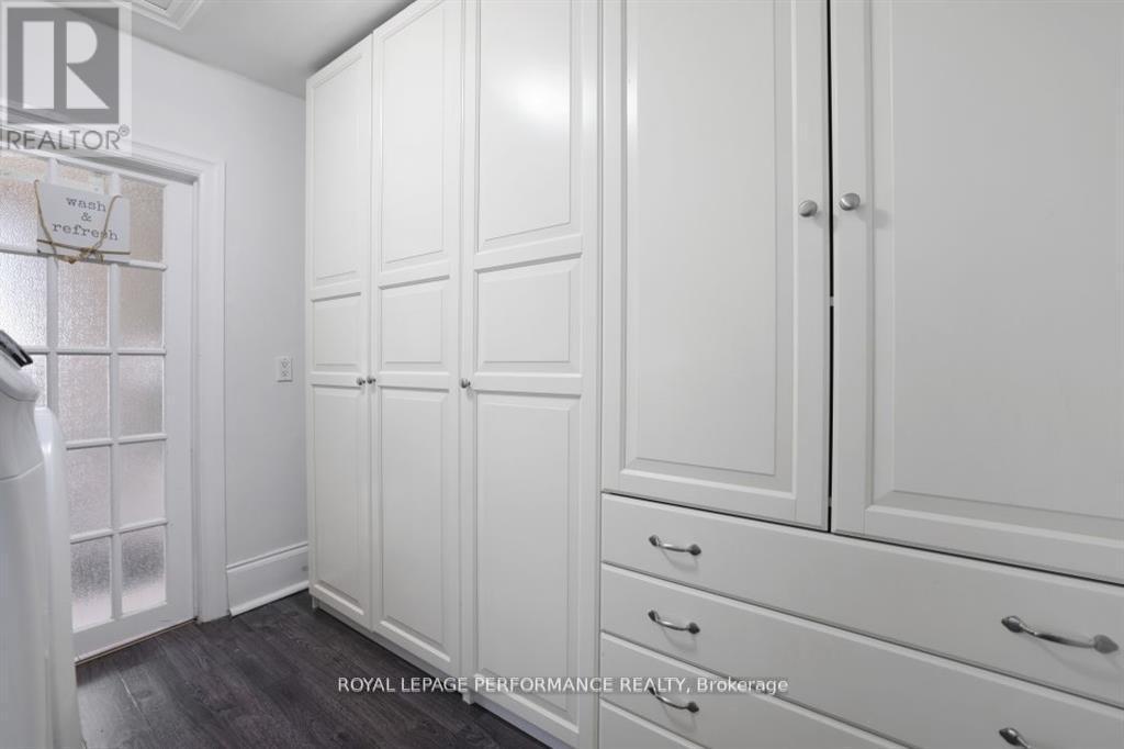 12 Adelaide Street, Ottawa, ON - Indoor Photo Showing Other Room