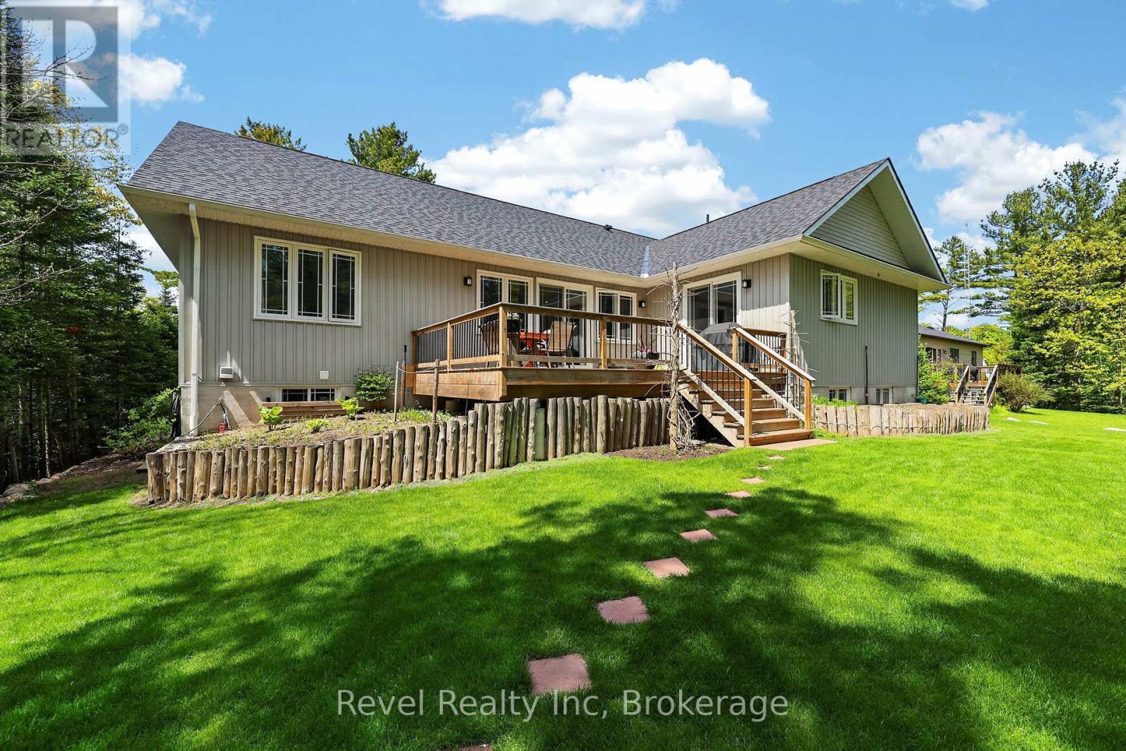 15 Stoney Road, Tiny, ON