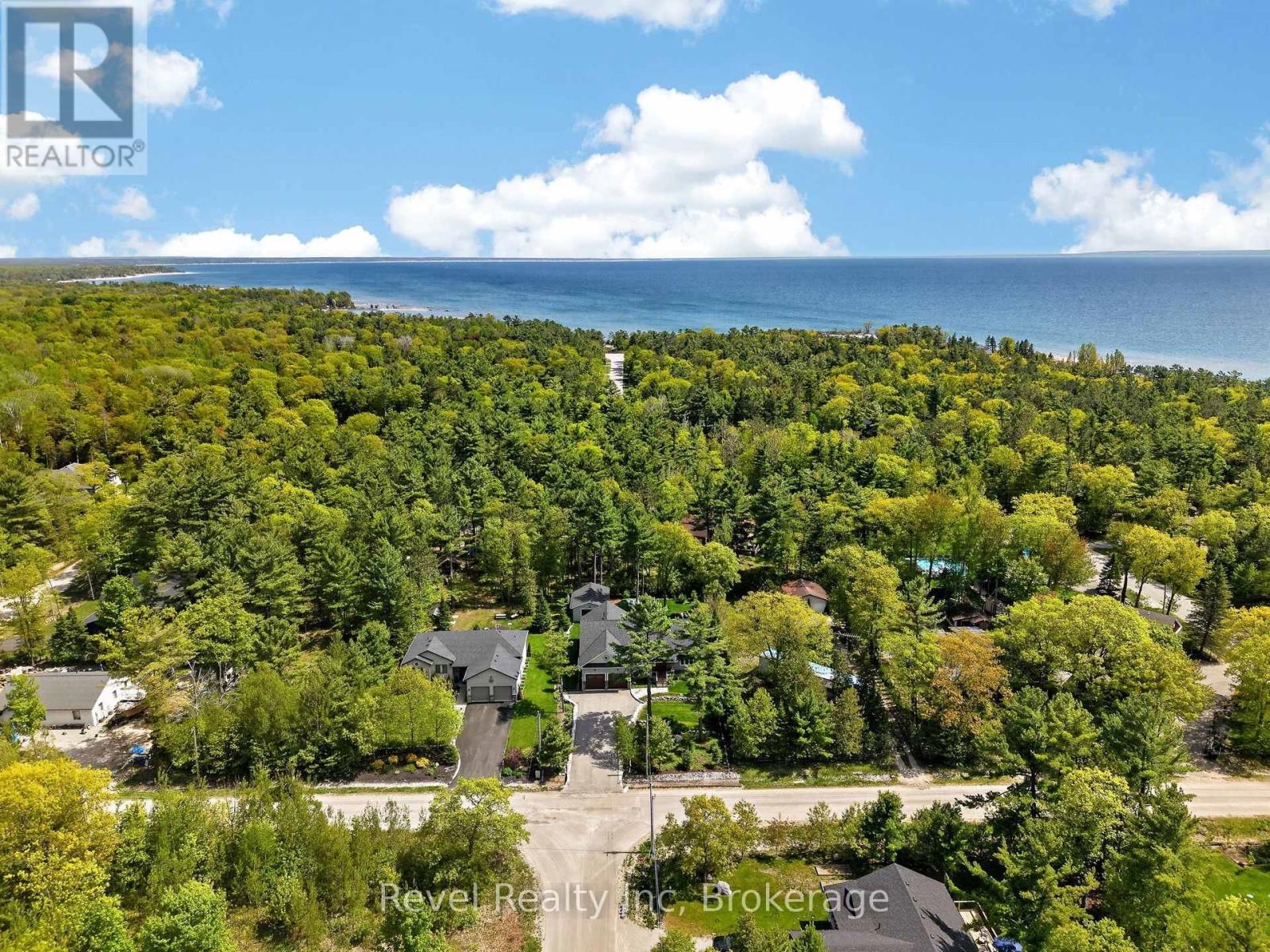 15 Stoney Road, Tiny, ON