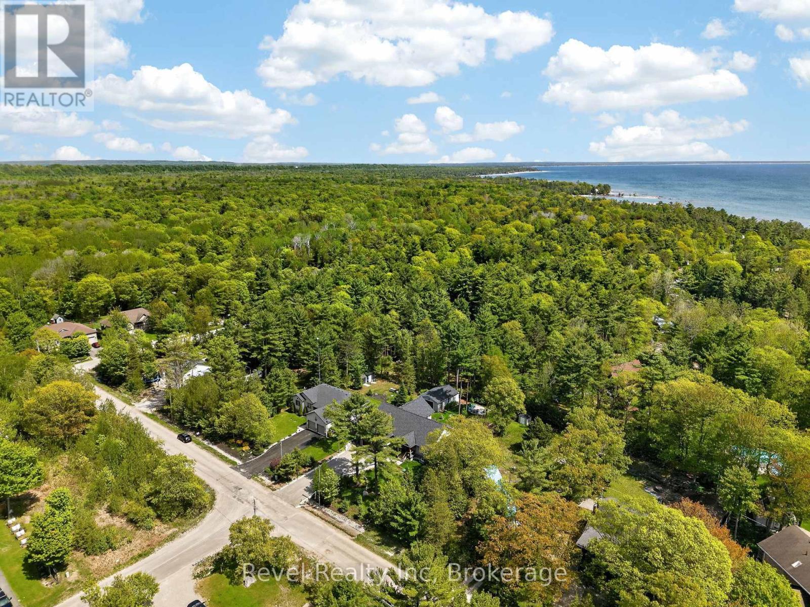 15 Stoney Road, Tiny, ON