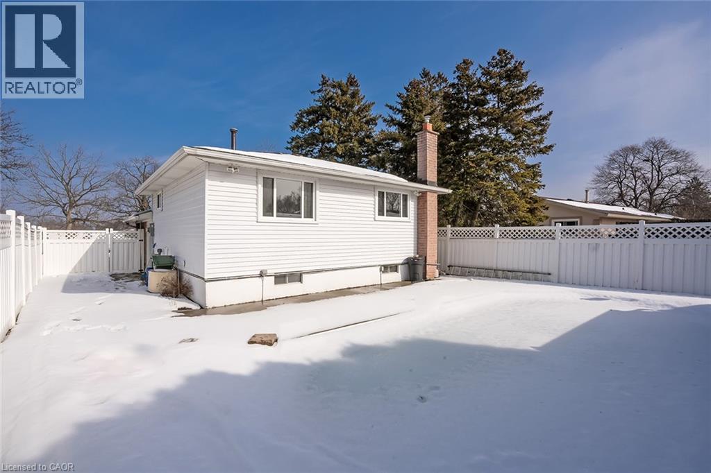 33 Gemini Drive, Hamilton, ON - Outdoor