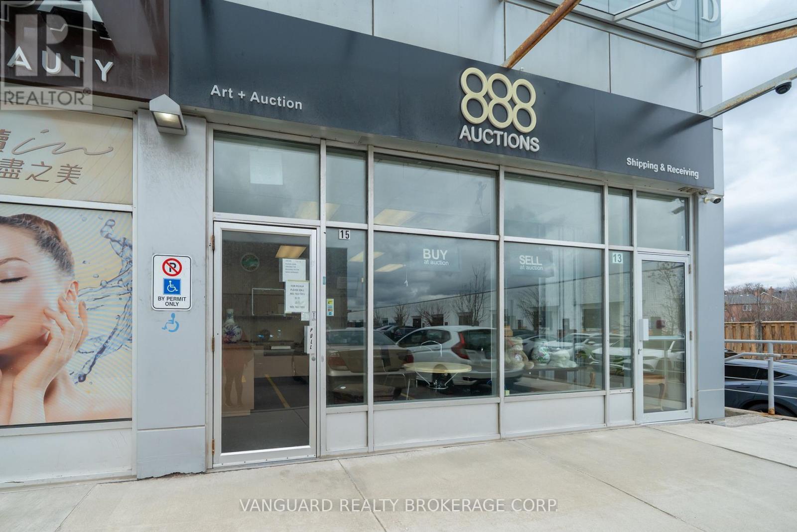 13, 15, L19 - 280 West Beaver Creek Road, Richmond Hill, ON