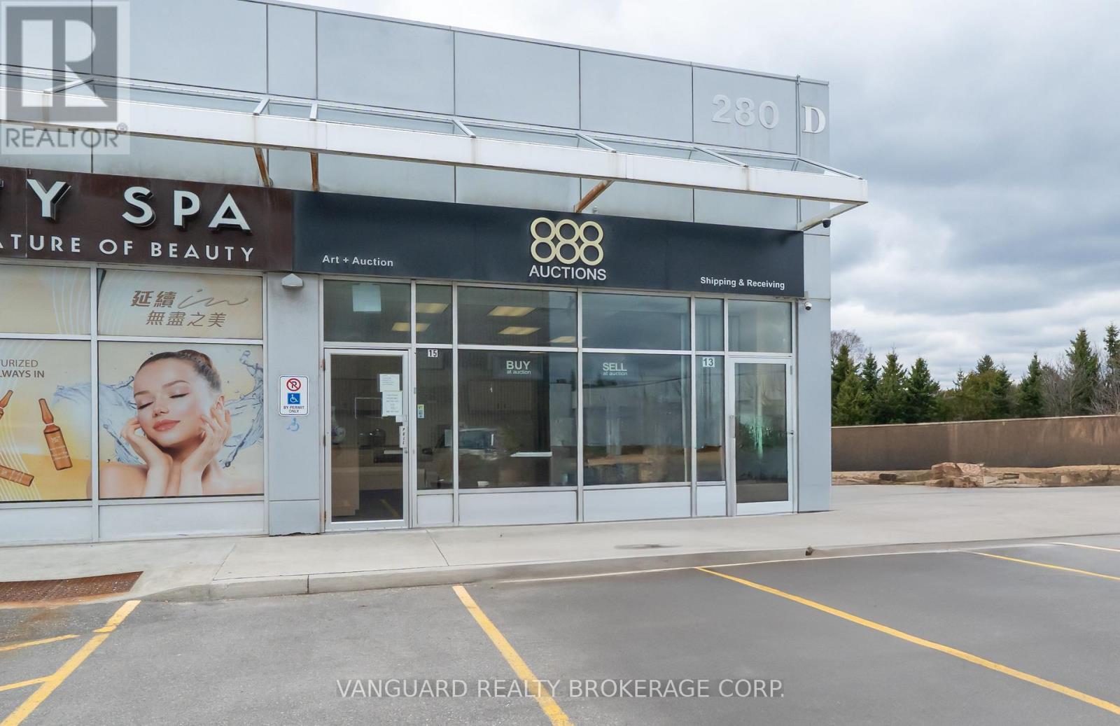 13, 15, L19 - 280 West Beaver Creek Road, Richmond Hill, ON