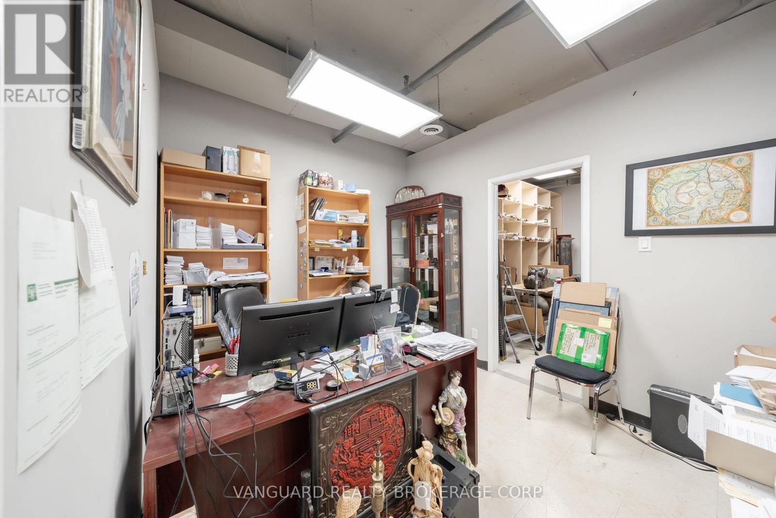 13, 15, L19 - 280 West Beaver Creek Road, Richmond Hill, ON