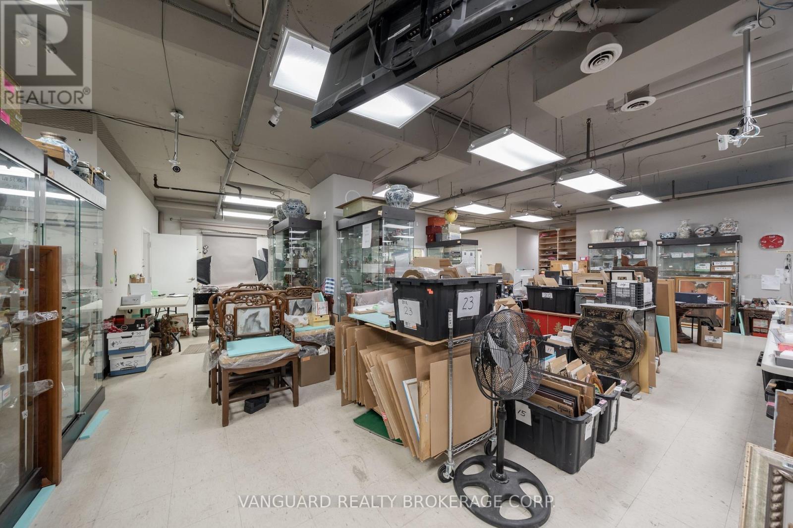 13, 15, L19 - 280 West Beaver Creek Road, Richmond Hill, ON