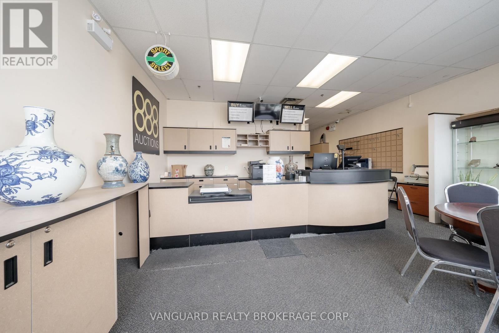 13, 15, L19 - 280 West Beaver Creek Road, Richmond Hill, ON
