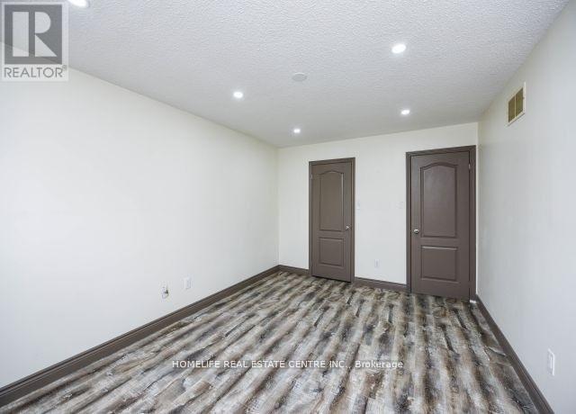 20 Oleander Crescent, Brampton, ON - Indoor Photo Showing Other Room