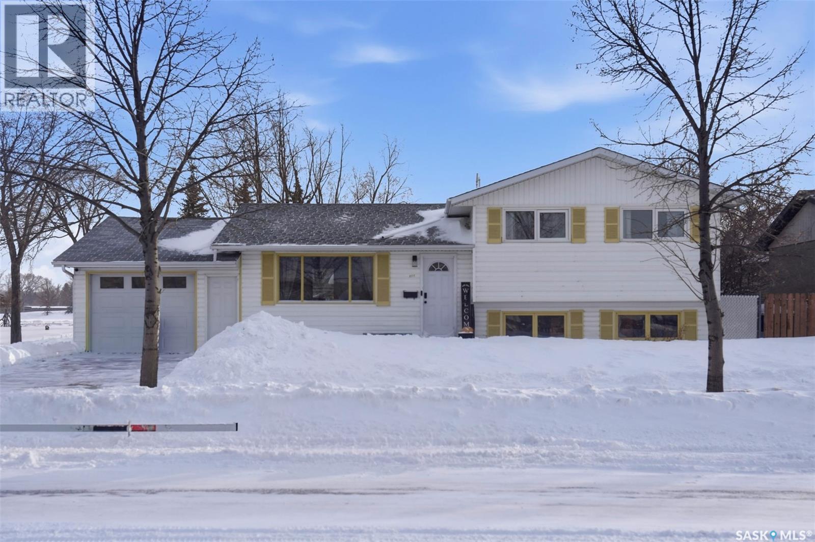 3111 33Rd Street W, Saskatoon, SK