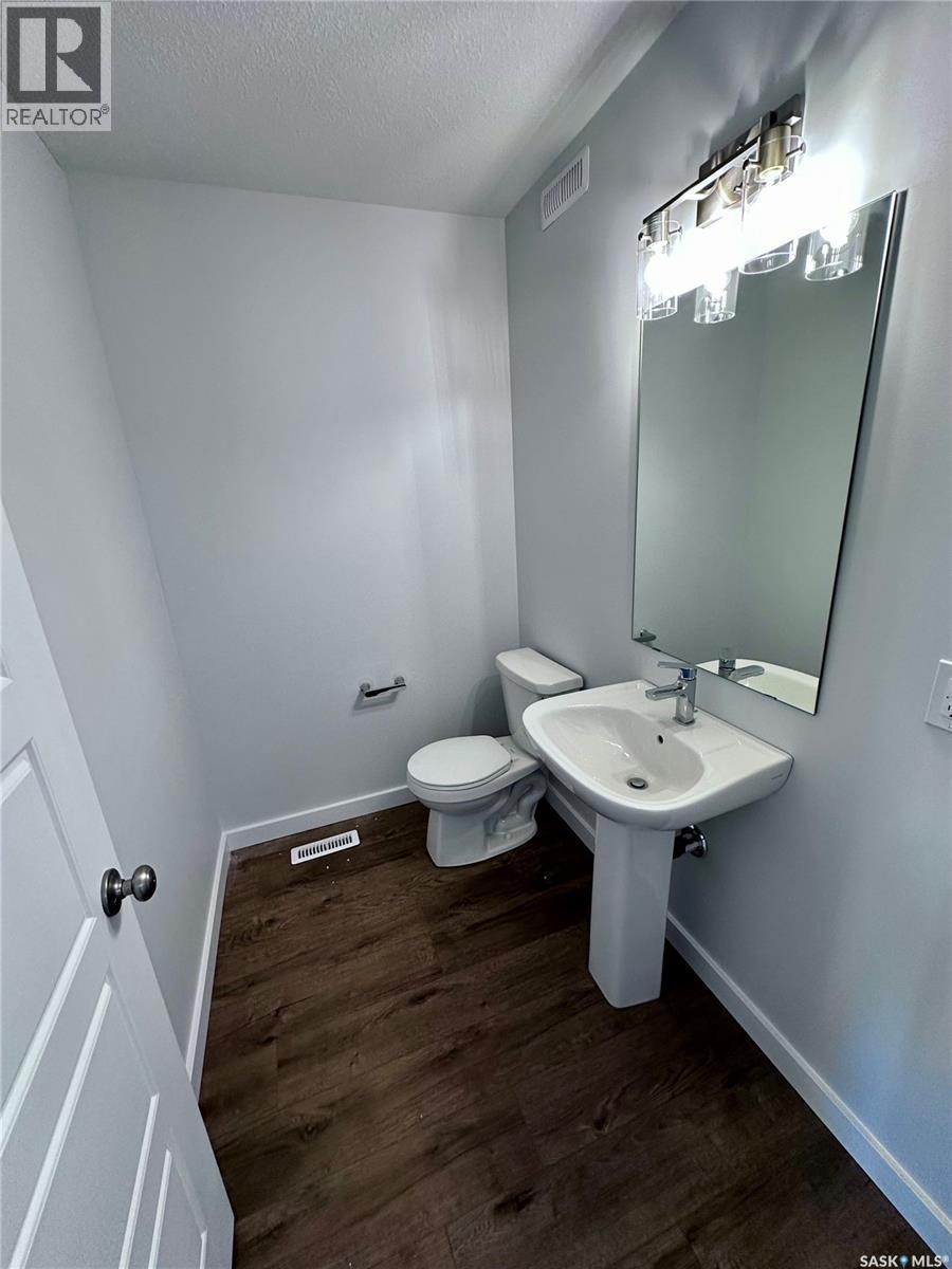 5457 Buckingham Drive E, Regina, SK - Indoor Photo Showing Bathroom