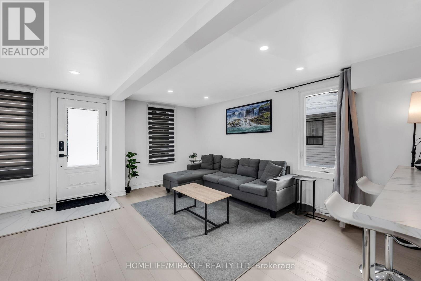 195 Randi Road, Mississauga, ON - Indoor