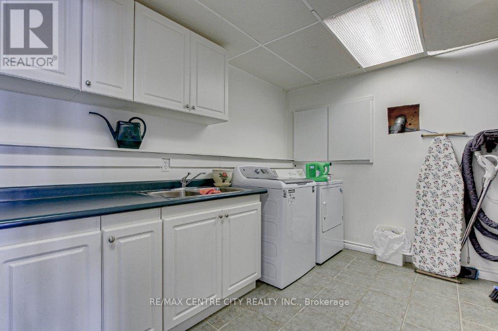34639 Third Line, Southwold, ON - Indoor Photo Showing Laundry Room