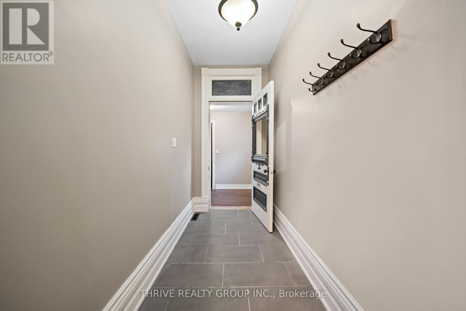 922 Princess Avenue, London East (East G), ON - Indoor Photo Showing Other Room