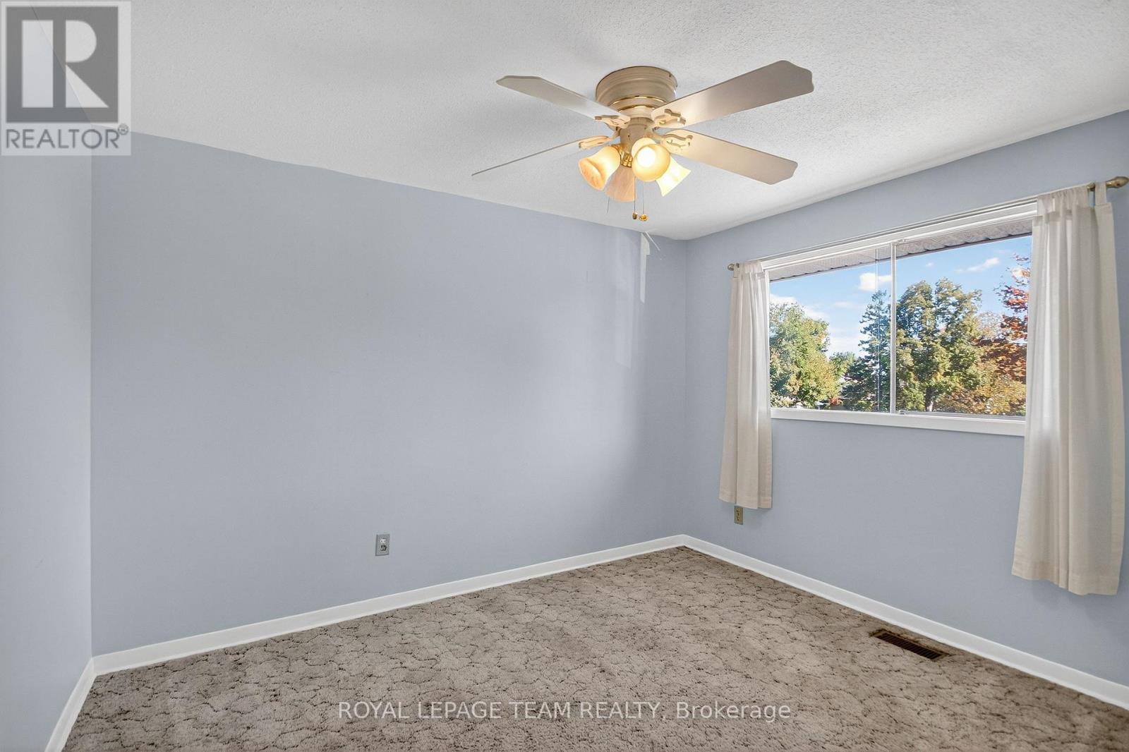 Bedroom - 1264 Morrison Drive, Ottawa, ON - Indoor Photo Showing Other Room