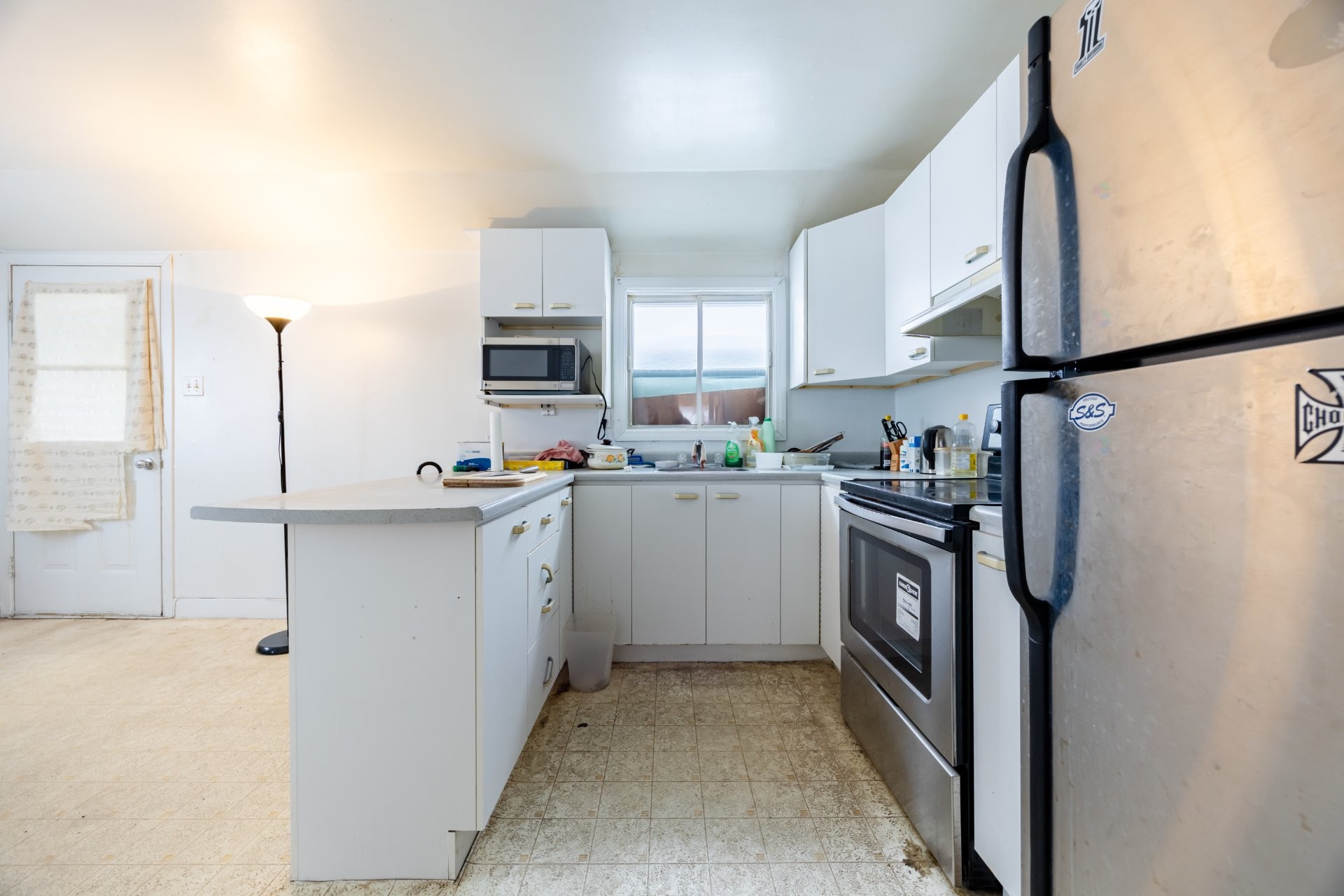 Kitchen - 424 Rue Laurier, Val-Des-Sources, QC - Indoor Photo Showing Kitchen