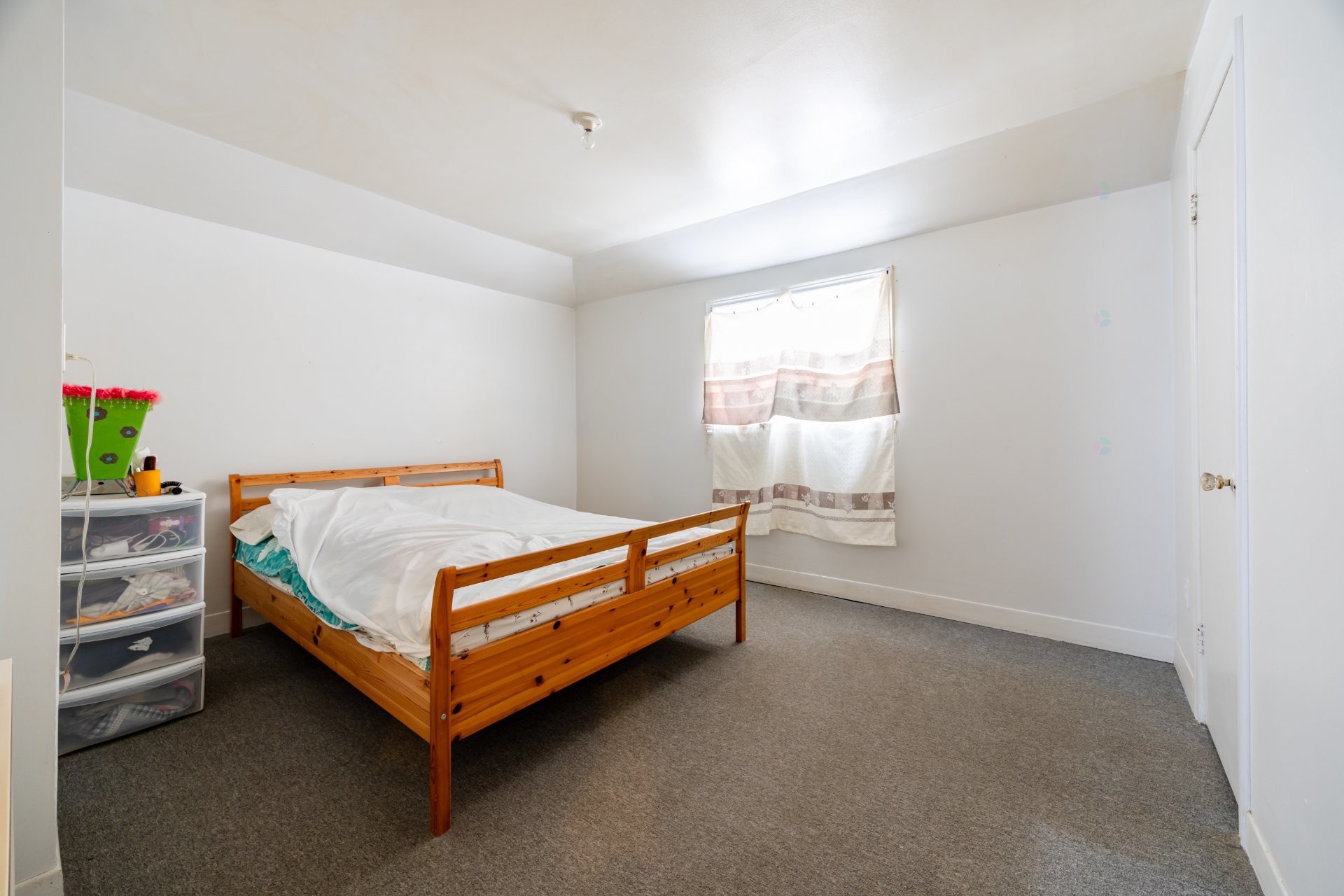 Bedroom - 424 Rue Laurier, Val-Des-Sources, QC - Indoor Photo Showing Bedroom