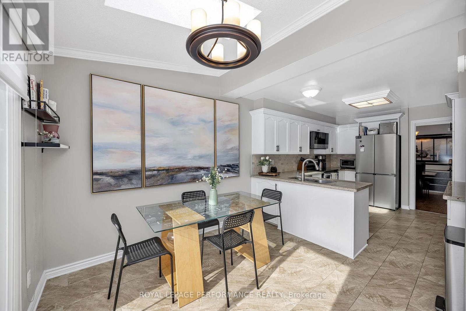 81 Saddle Crescent, Ottawa, ON - Indoor