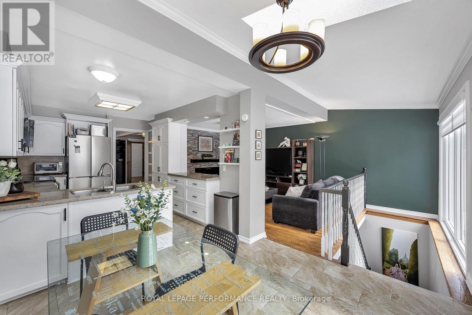 81 Saddle Crescent, Ottawa, ON - Indoor