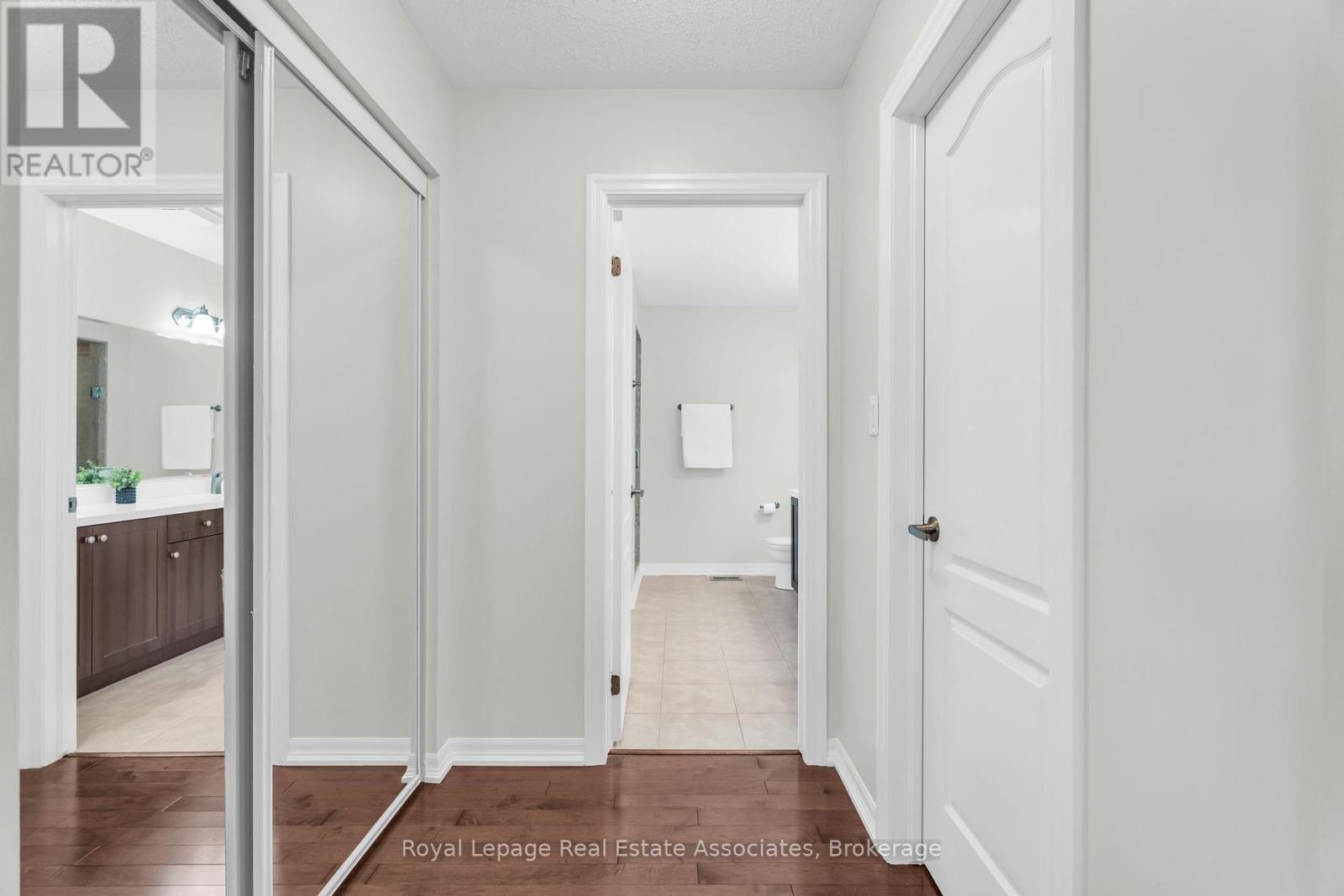 879 Etherington Way, Milton, ON - Indoor Photo Showing Other Room