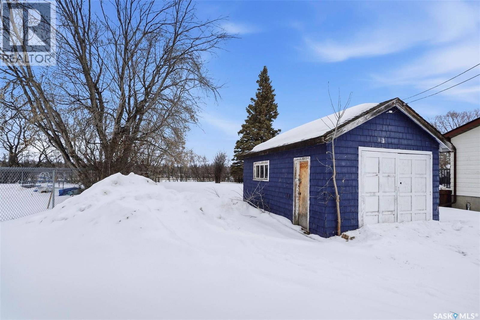 450 River Street E, Prince Albert, SK - Outdoor