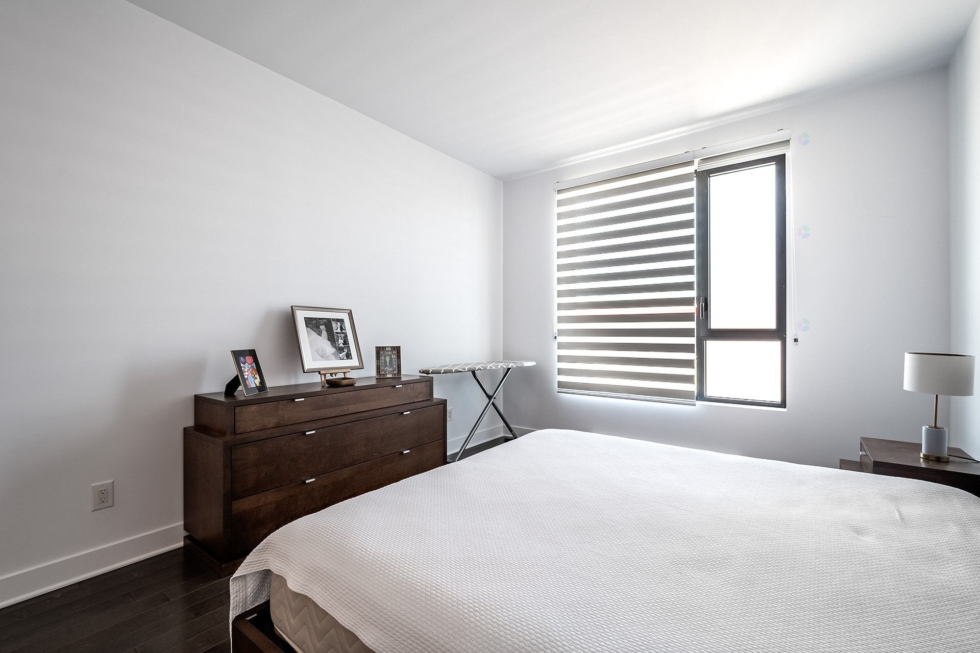 Master Bedroom - 802-4293 Rue Jean-Talon O., Montréal (Côte-Des-Neiges/Notre-Dame-De-Grâce), QC - Indoor Photo Showing Bedroom