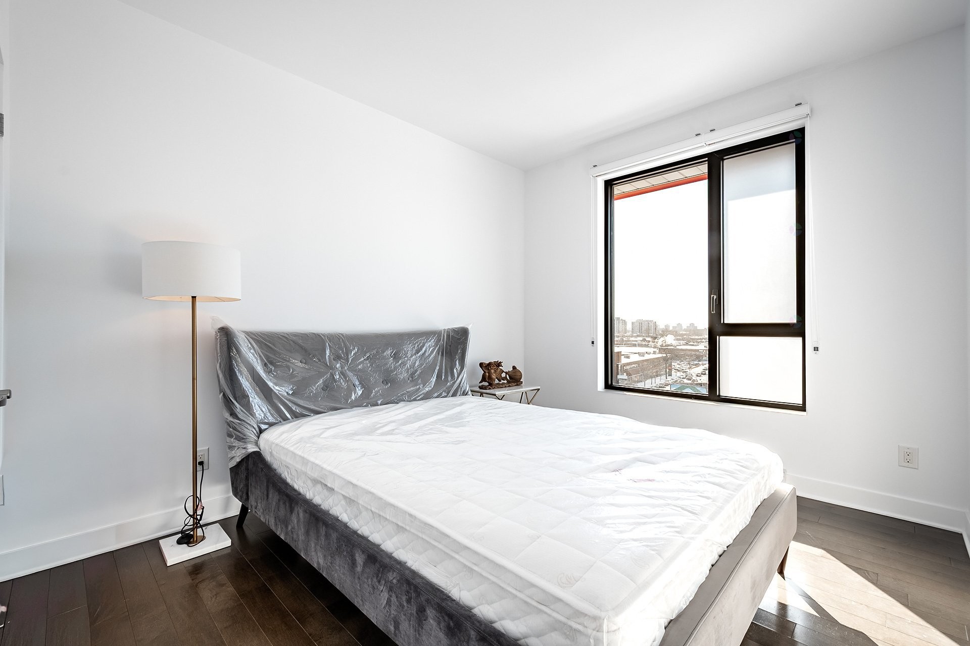 Bedroom - 802-4293 Rue Jean-Talon O., Montréal (Côte-Des-Neiges/Notre-Dame-De-Grâce), QC - Indoor Photo Showing Bedroom