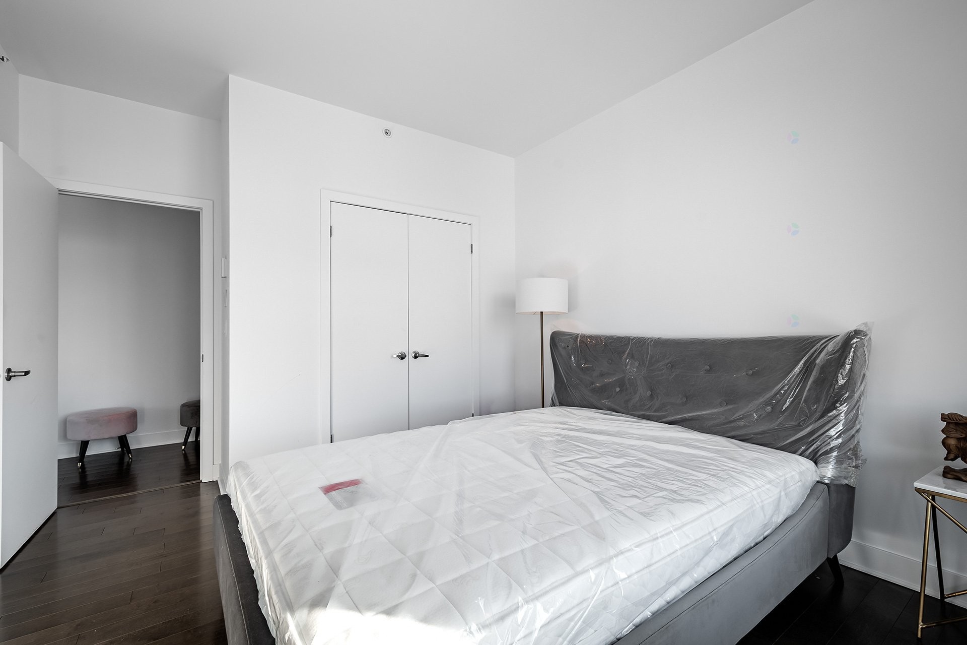 Bedroom - 802-4293 Rue Jean-Talon O., Montréal (Côte-Des-Neiges/Notre-Dame-De-Grâce), QC - Indoor Photo Showing Bedroom