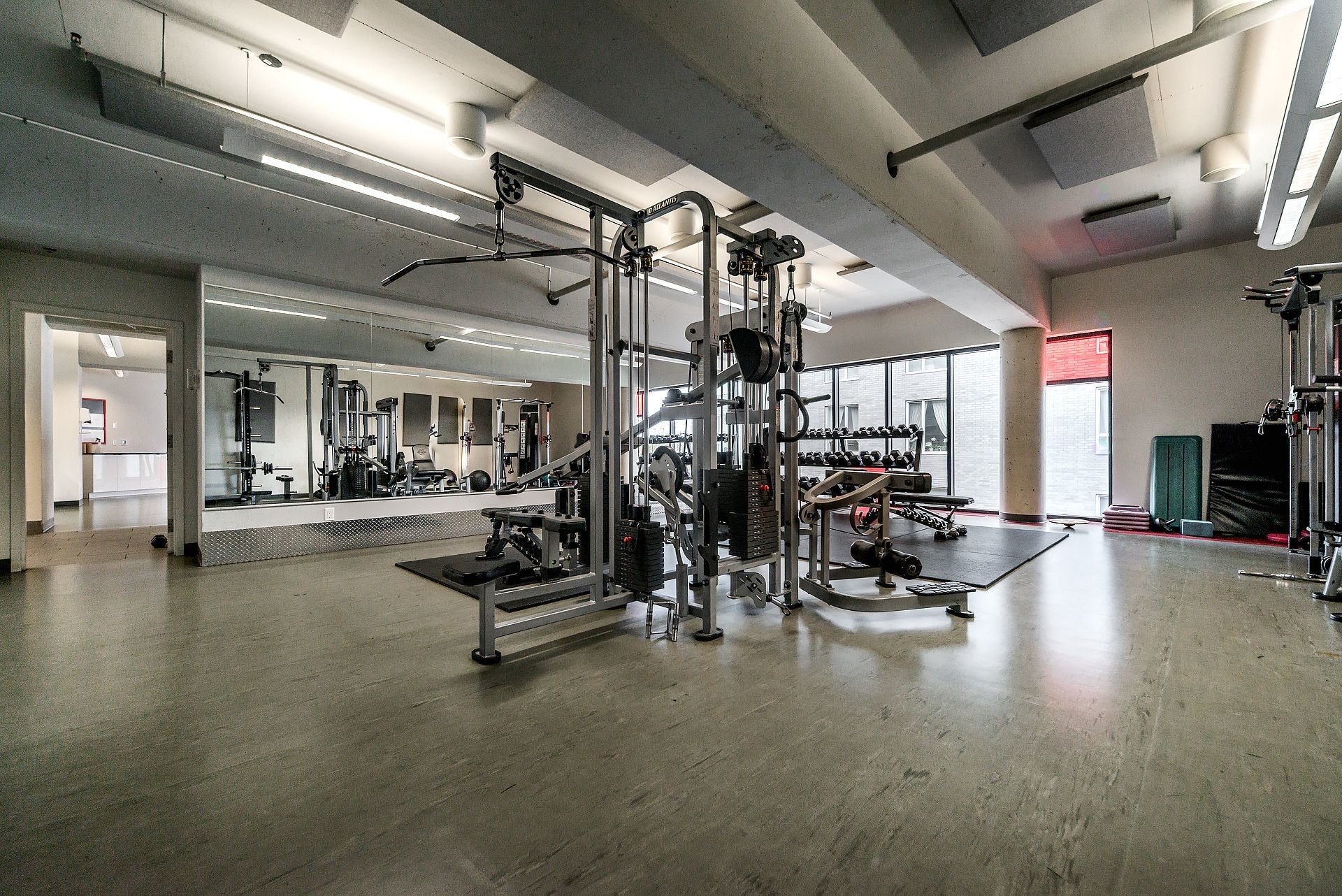 Exercise Room - 802-4293 Rue Jean-Talon O., Montréal (Côte-Des-Neiges/Notre-Dame-De-Grâce), QC - Indoor Photo Showing Gym Room