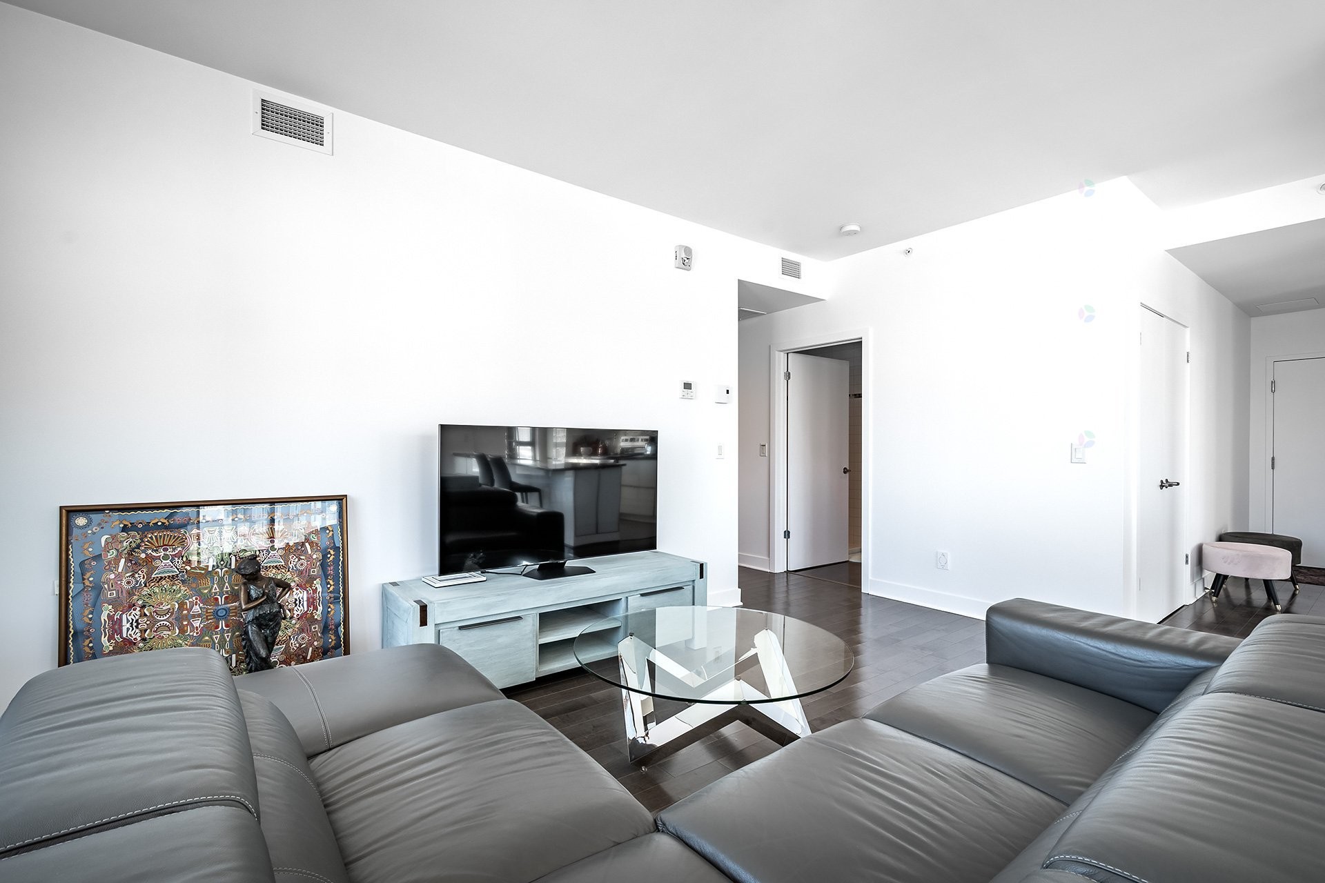 Living Room - 802-4293 Rue Jean-Talon O., Montréal (Côte-Des-Neiges/Notre-Dame-De-Grâce), QC - Indoor Photo Showing Living Room