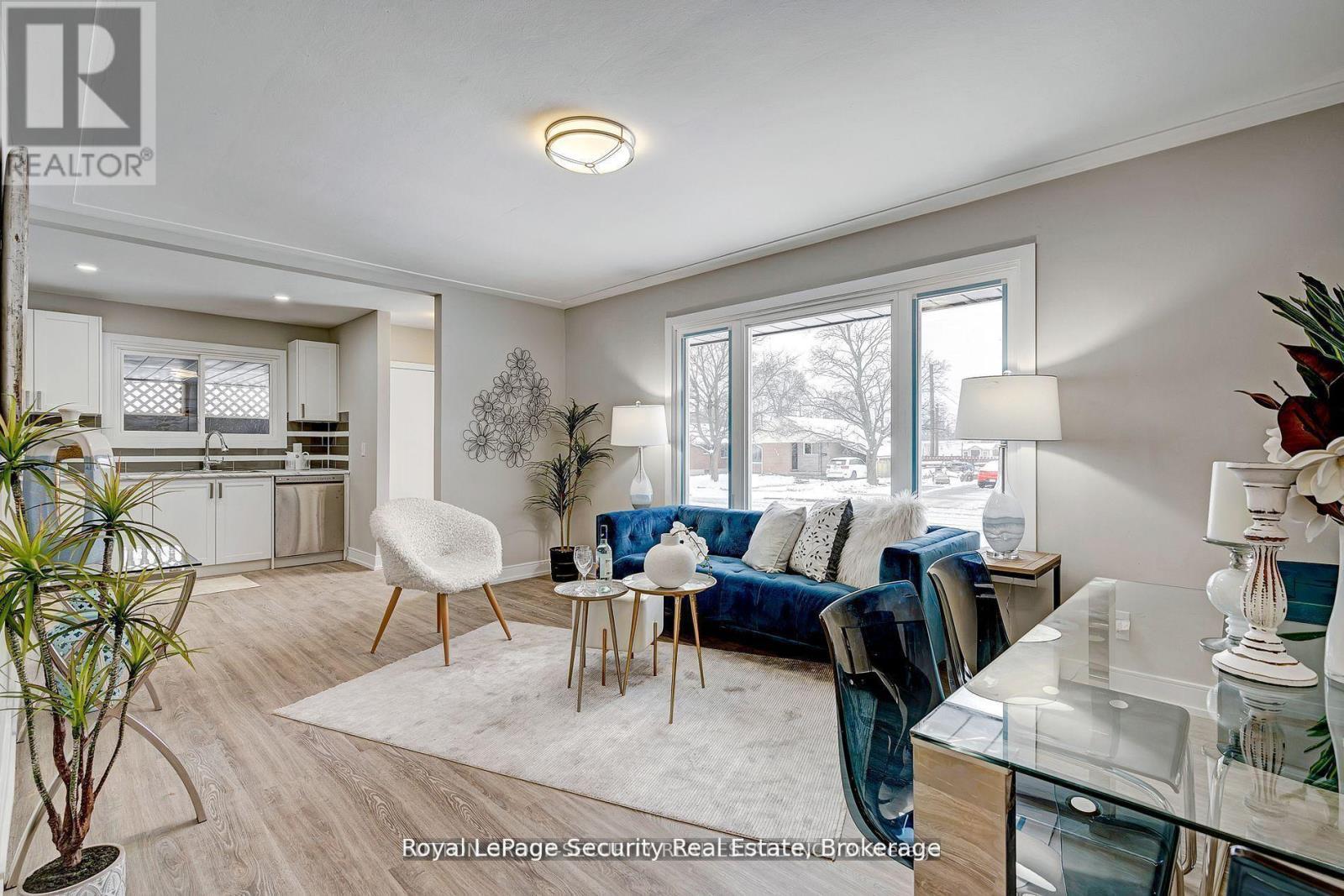 183 Sekura Street, Cambridge, ON - Indoor