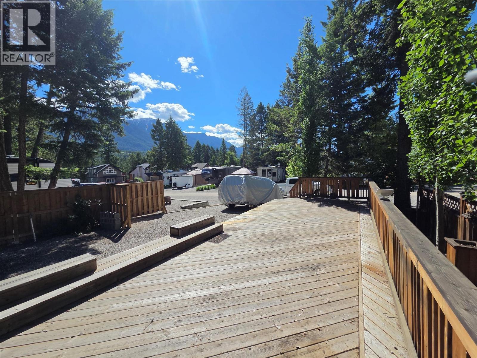 4868 Riverview Drive Unit# 55, Edgewater, BC
