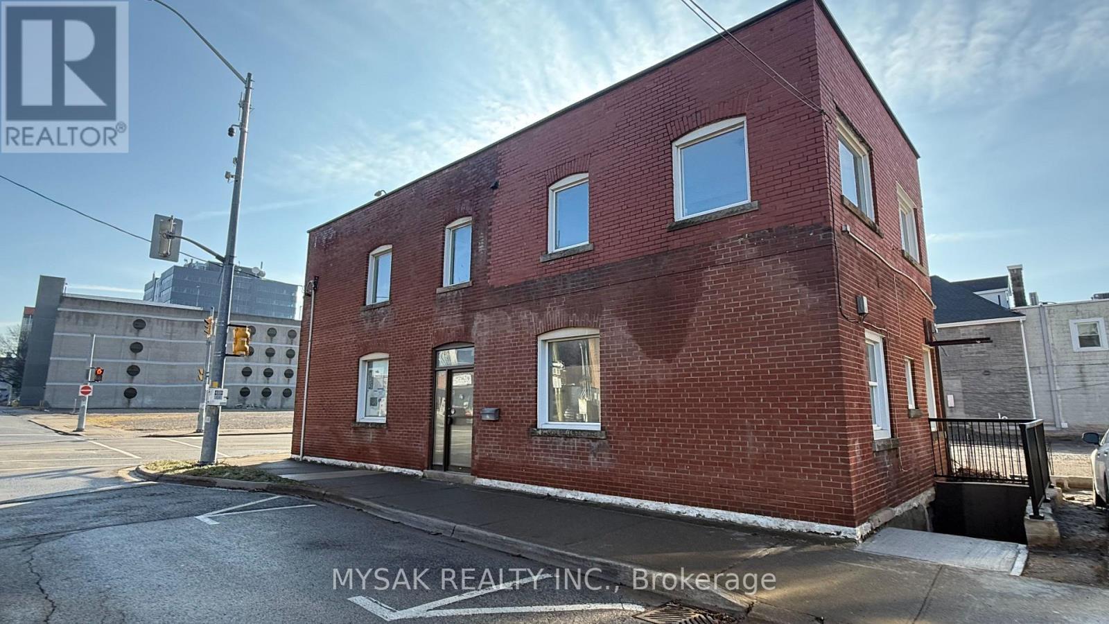 7 King Street, St. Catharines, ON - Outdoor With Exterior
