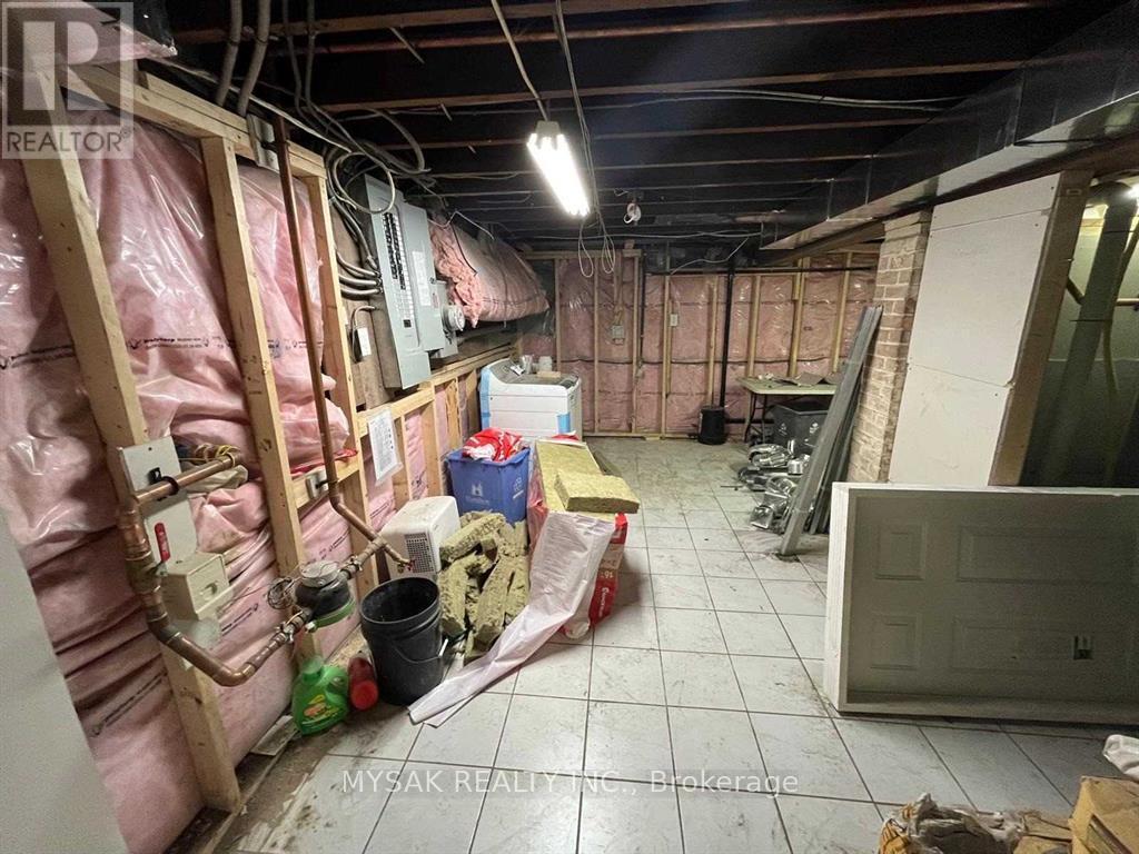 7 King Street, St. Catharines, ON - Indoor Photo Showing Basement