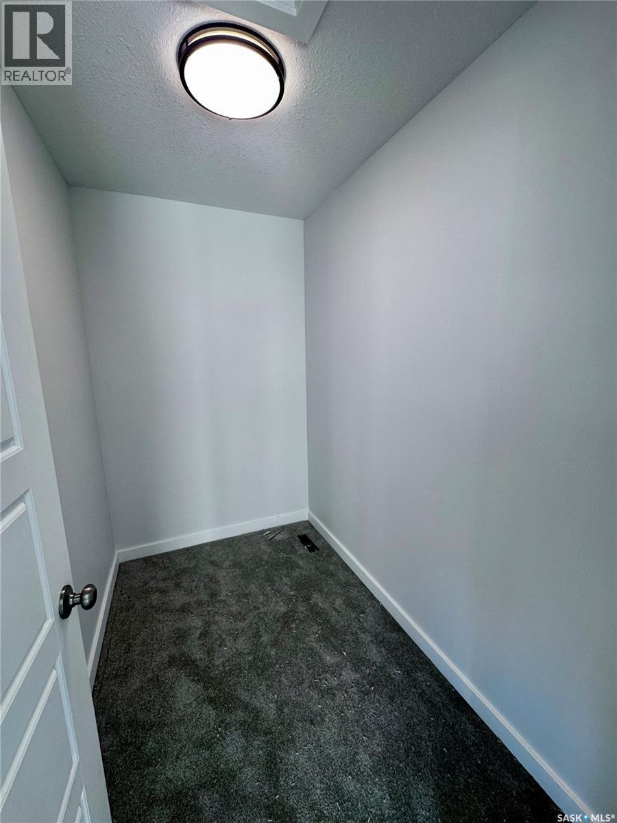1123 Camden Gardens, White City, SK - Indoor Photo Showing Other Room