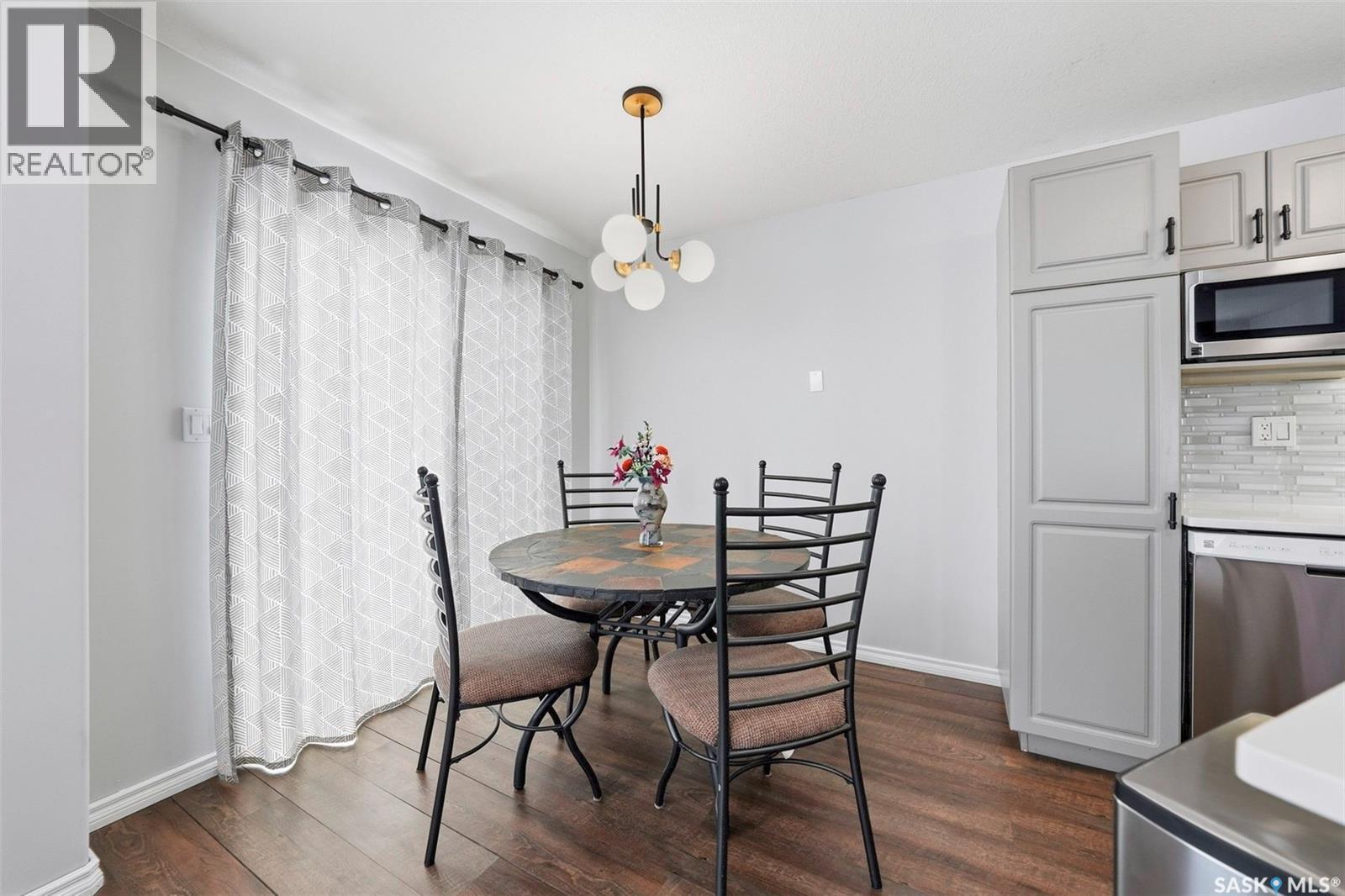59 103 Banyan Crescent, Saskatoon, SK - Indoor Photo Showing Dining Room