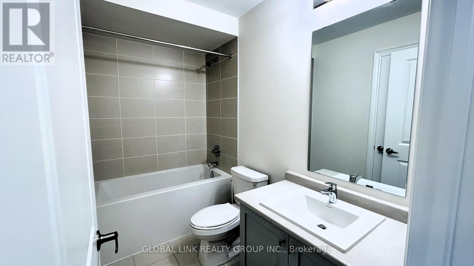 2959 Gatestone Path, Pickering, ON - Indoor Photo Showing Bathroom