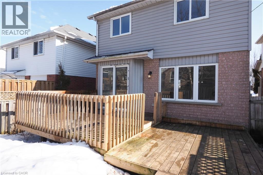 433 Exmoor Street, Waterloo, ON - Outdoor With Exterior