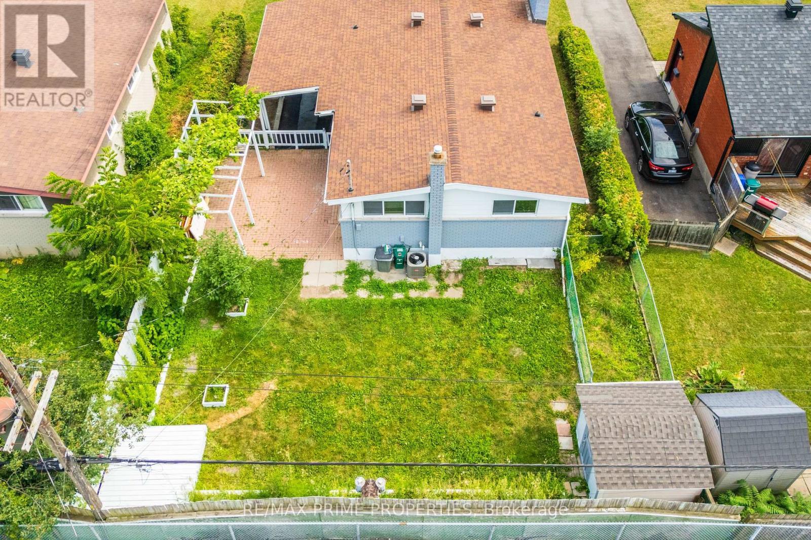 1035 Connery Avenue, Ottawa, ON - Outdoor