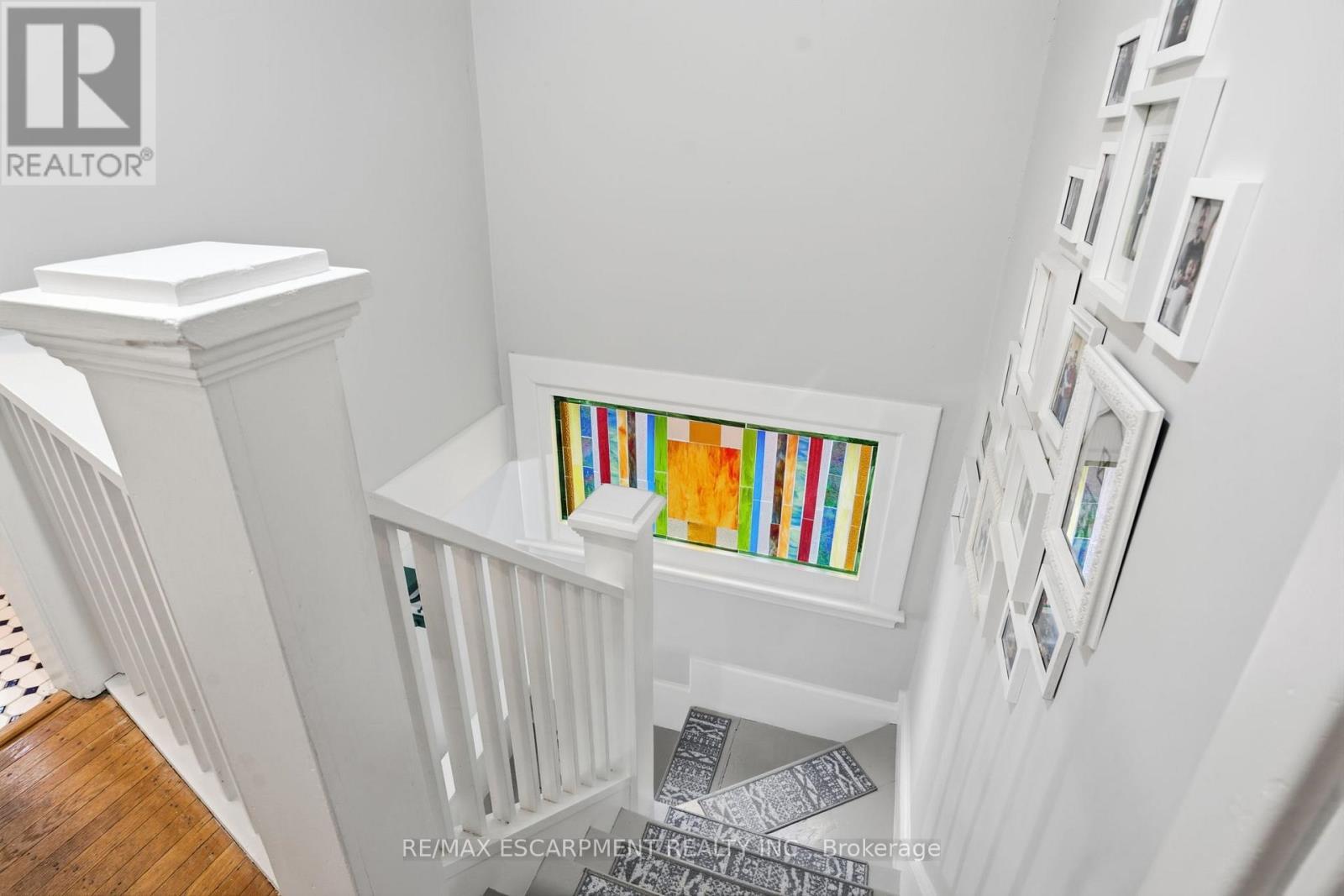 181 Grosvenor Avenue S, Hamilton, ON - Indoor Photo Showing Other Room