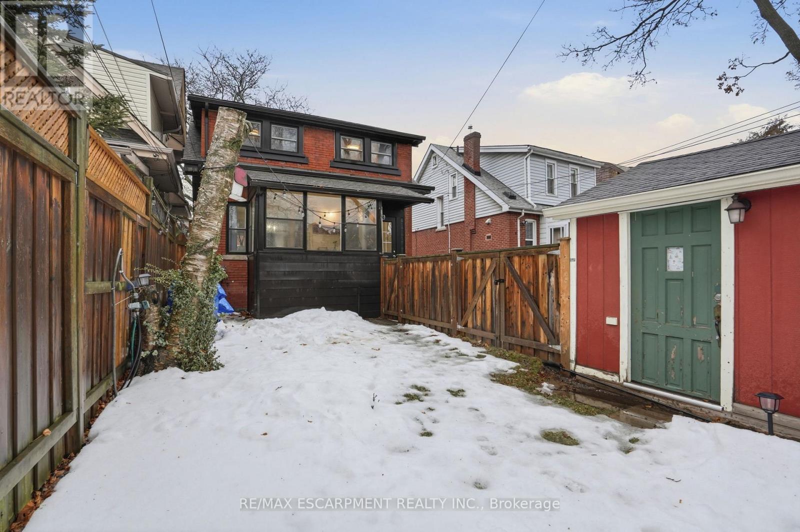 181 Grosvenor Avenue S, Hamilton, ON - Outdoor