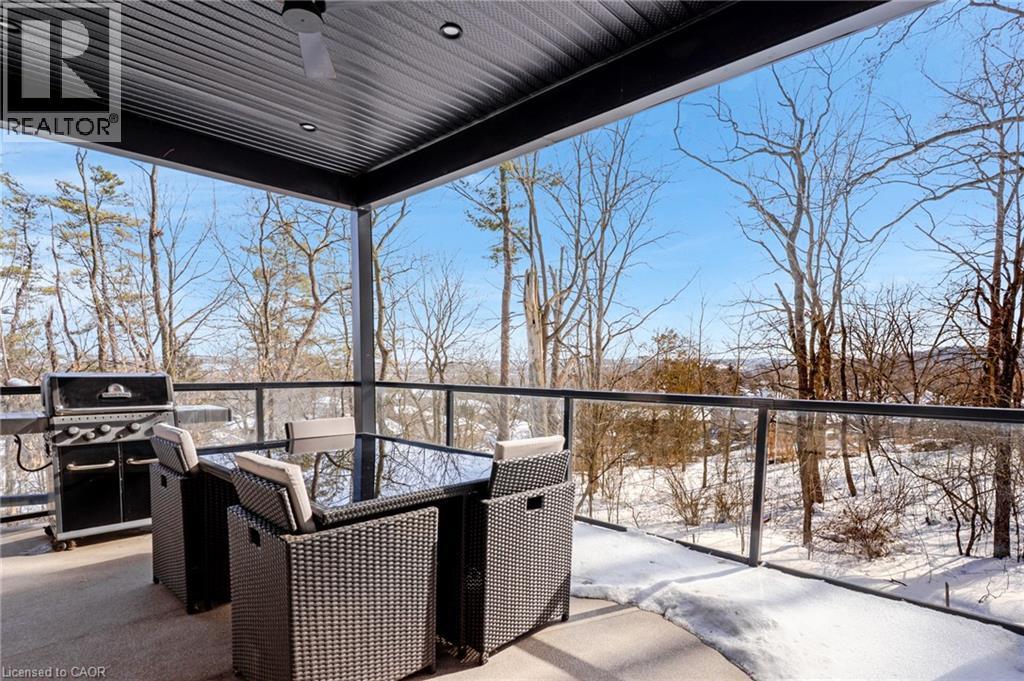 111 Grand Ridge Drive, Cambridge, ON - Outdoor
