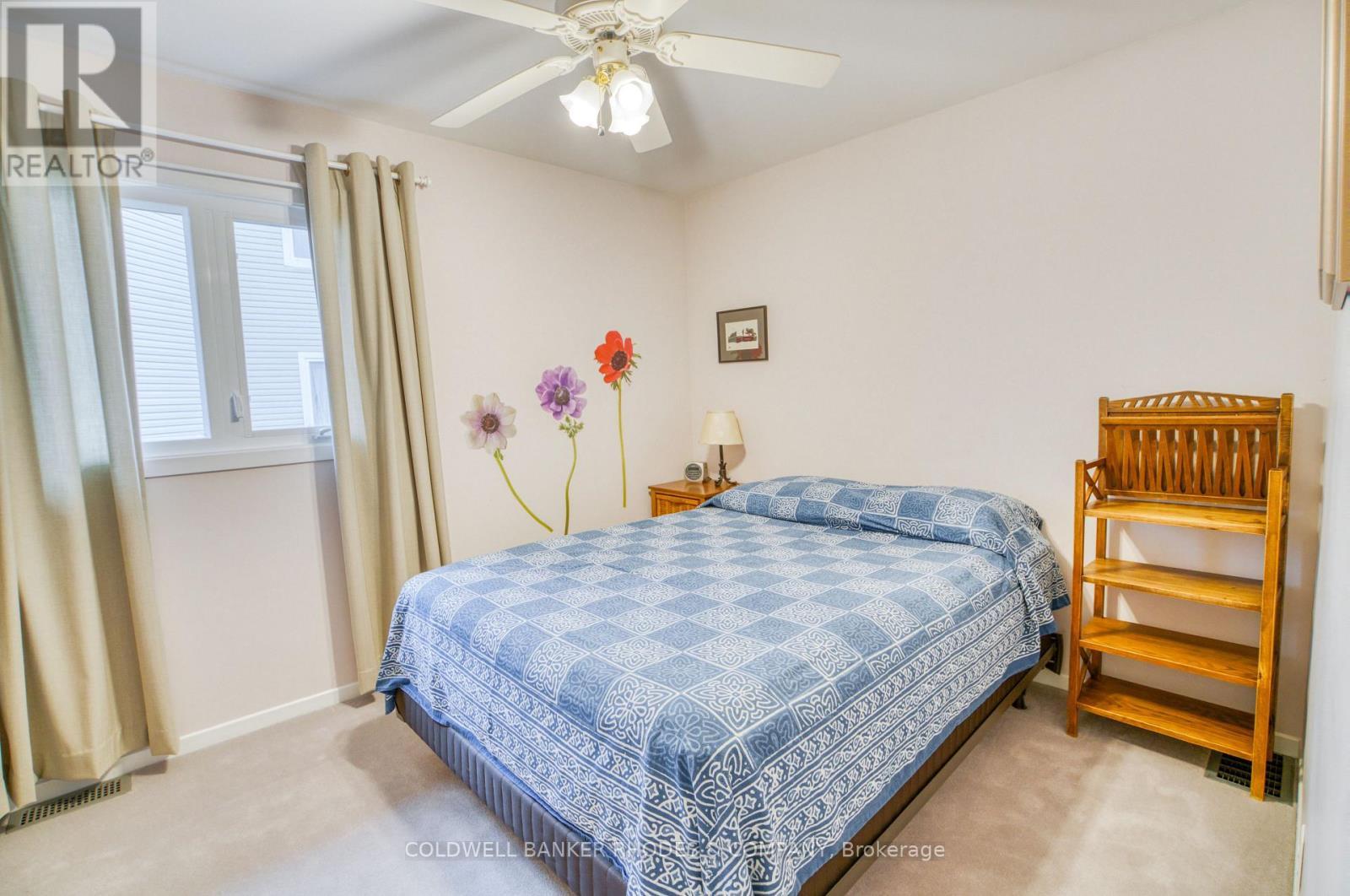 Second bedroom. - 118 Robinson Avenue, Ottawa, ON - Indoor Photo Showing Bedroom